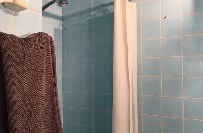 Quiet Oasis Universities/arts District 公寓 *